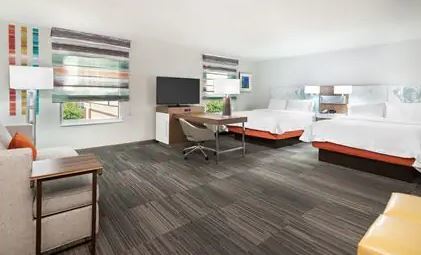 Hampton & Buckhead Place Hotel