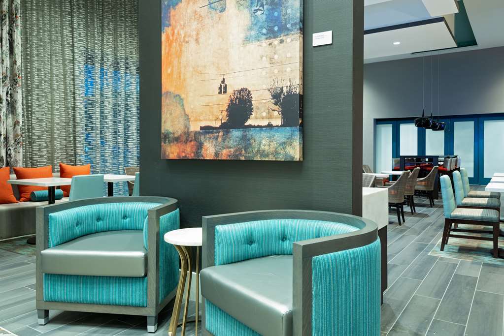 Hampton & Buckhead Place Hotel Atlanta